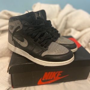 Air jordan 1s shadow